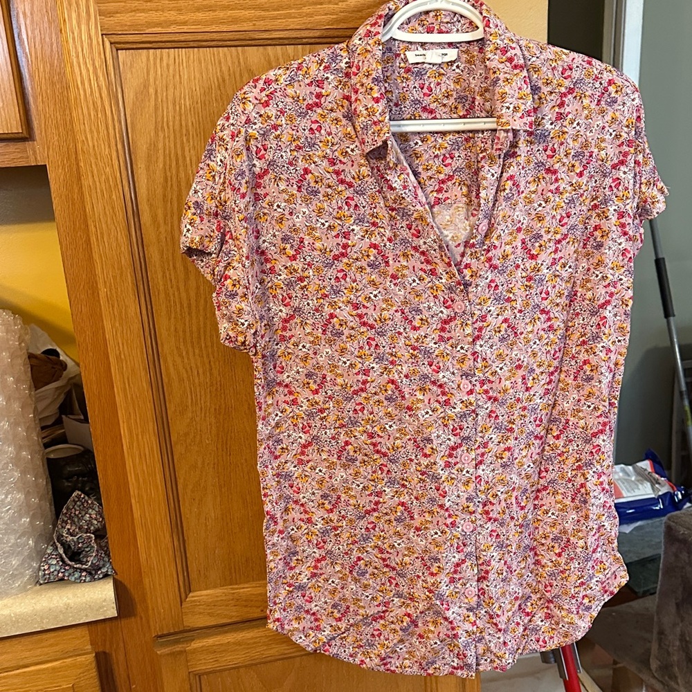 beachlunchlounge Floral Button Down Shirt - Pink and White